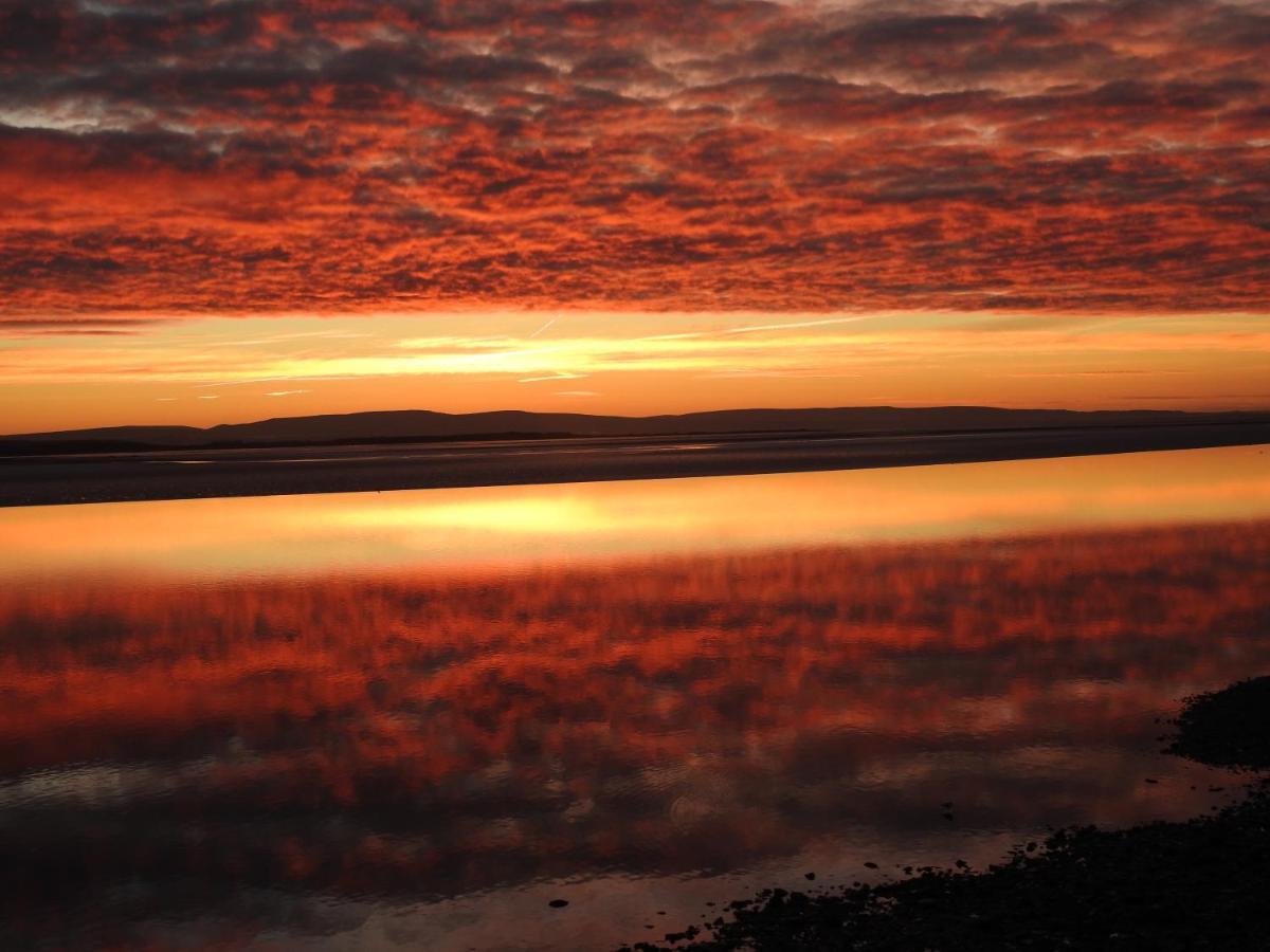The Bay Horse Hotel And Restaurant Ulverston Buitenkant foto