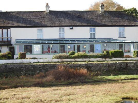 The Bay Horse Hotel And Restaurant Ulverston Buitenkant foto