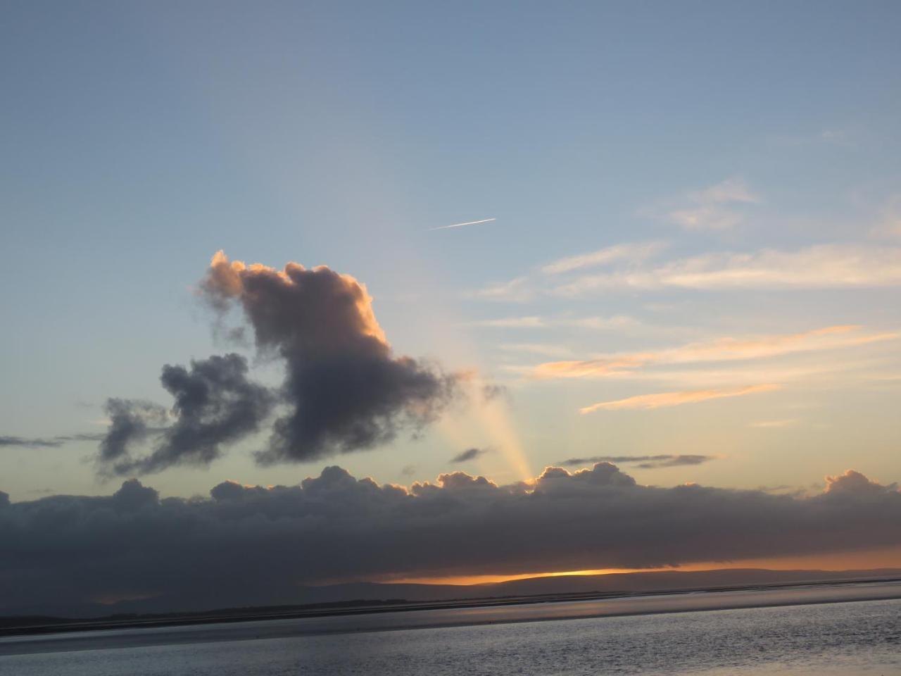 The Bay Horse Hotel And Restaurant Ulverston Buitenkant foto